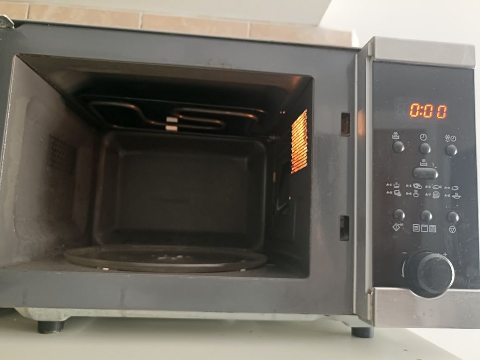 Cuptor microunde  grill Eletrolux