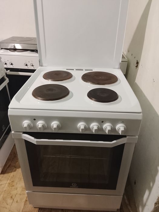 Плита электрическая Indesit