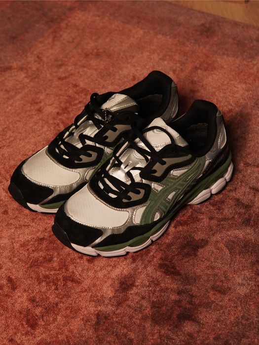 ASICS с технологией goretex