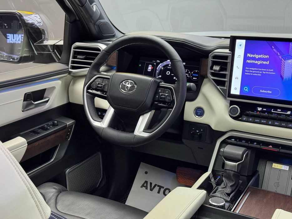 Продается Toyota Sequoia