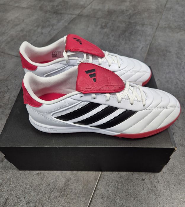 Оригинални футболни обувки / стоножки Adidas Copa Gloro / 43 и 1/3