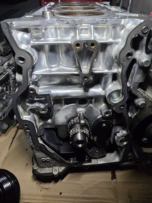 Bloc motor ambielat,chiuloasa complecta motor 1.3TCE renault/mercedes