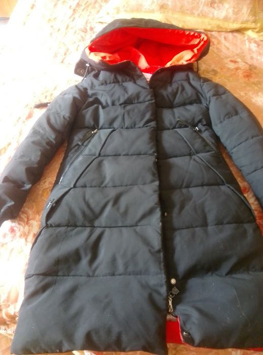 Пальто зимнее теплое М размер.