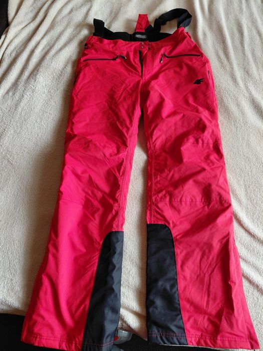 Clăpari + pantaloni ski/snowboard