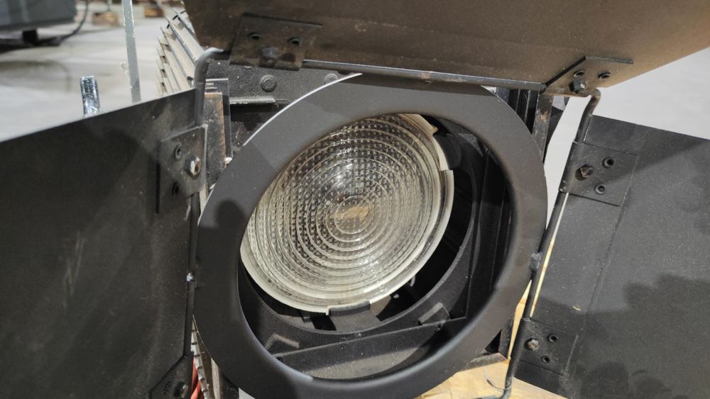 Reflector teatru ADB THH 1002 JHF