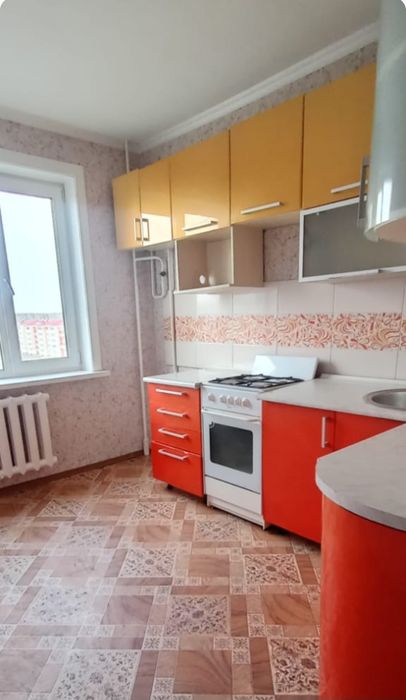 Продам 3 комн.кв.8/9, 19 мкр, цена 25, 500млн