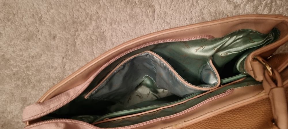 Дамска чанта Axel бежова,  Zara черна