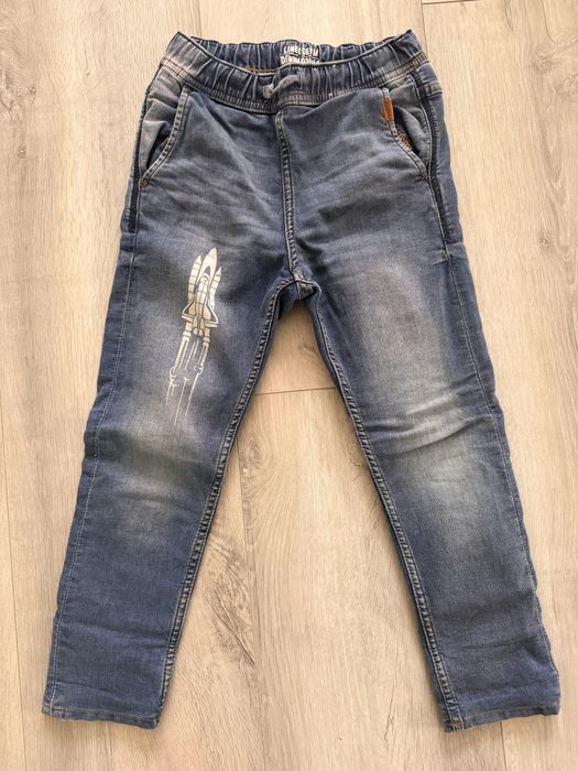 Джинсы H&M на мальчика, рост 128