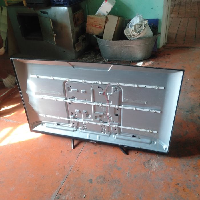 ТВ Самсунг на запчасти