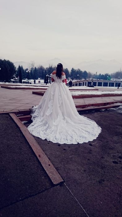 Свадебное платье