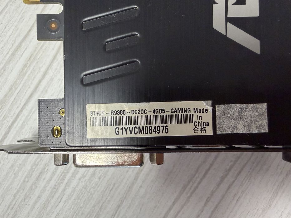 Placa video asus strix R9 380 4Gb