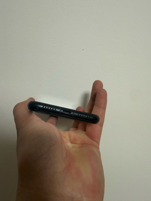 Продам Iphone xr 128 гиг