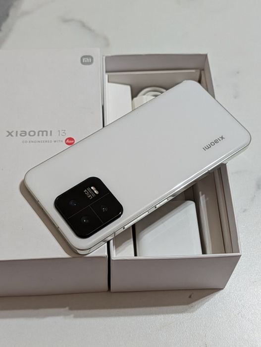 Xiaomi 13 256 gb Ram 12 5G EAC