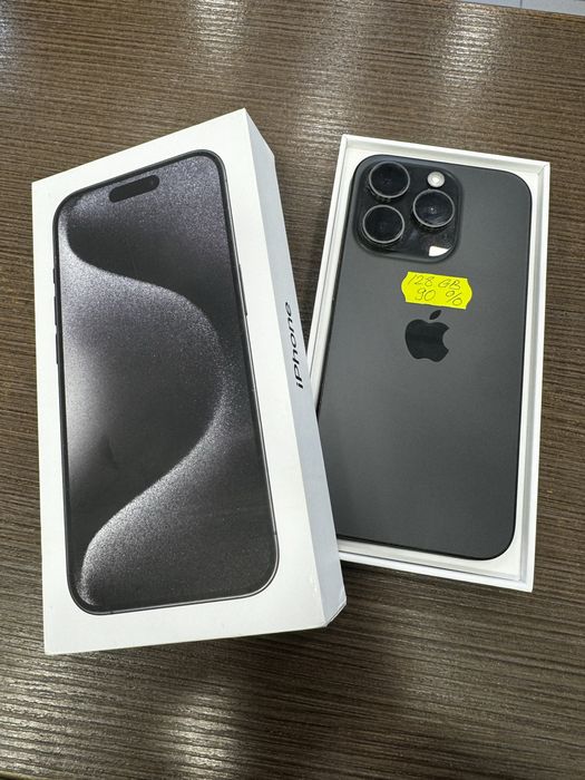iPhone 15 Pro / 128GB / Full Box / Garantie 12 luni