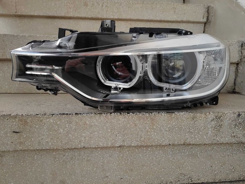 Фар BMW F30/F31 Bi-Xenon LED ляв/ Фар БМВ Ф30/Ф31 Оригинален