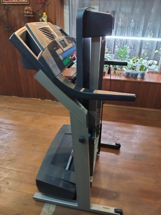 Продам беговую дорожку(USA)