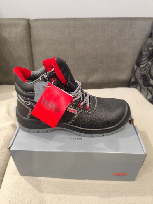 Работни обувки Revelly 42 номер