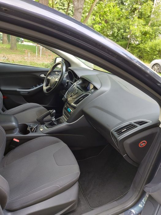 Ford Focus Titanium, 1.6 benzina, an 2012, euro 5