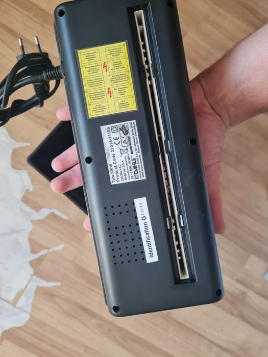 Vând distrugator documente PaperSAFE 22016 Dahle