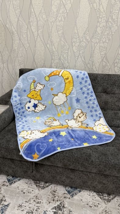 Продам детские одеяла разные