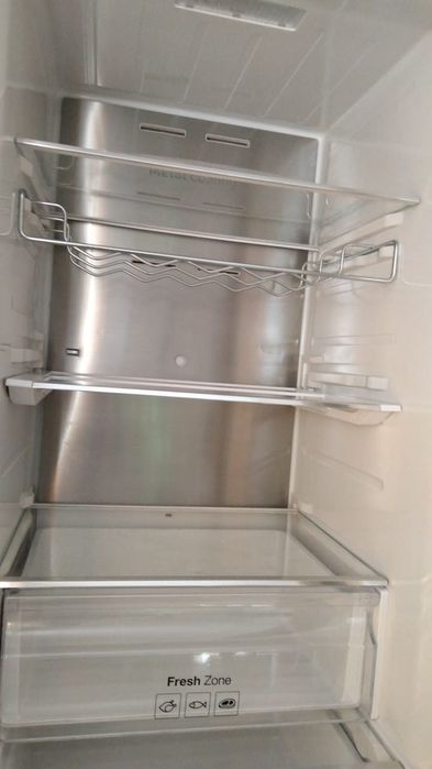 Frigider samsung nou