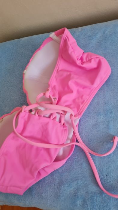Costum de baie nou