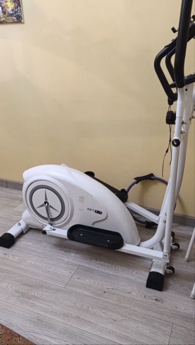 Эллиптический тренажер