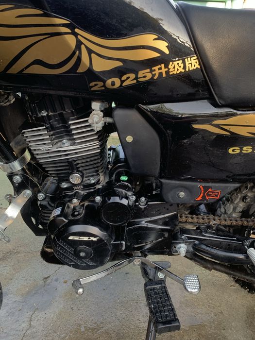 Suzuki GSX 200cc