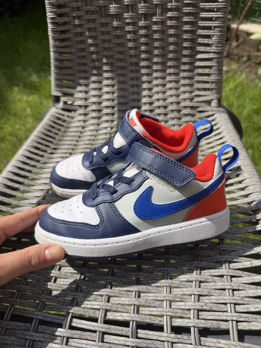 Продавам детски обувки Nike