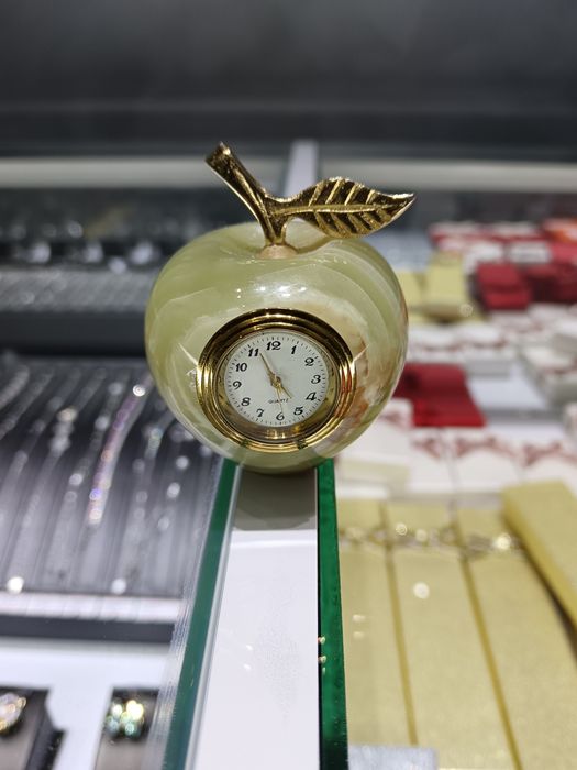 Qimmat tosh miyaga dam beradi