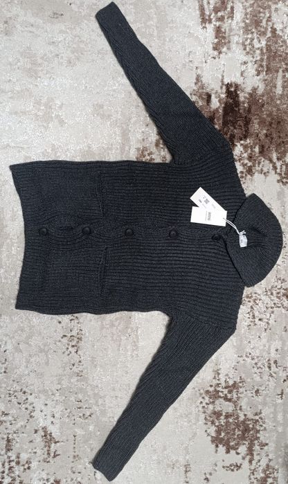 Vand bluza eleganta noua de barbati Ami