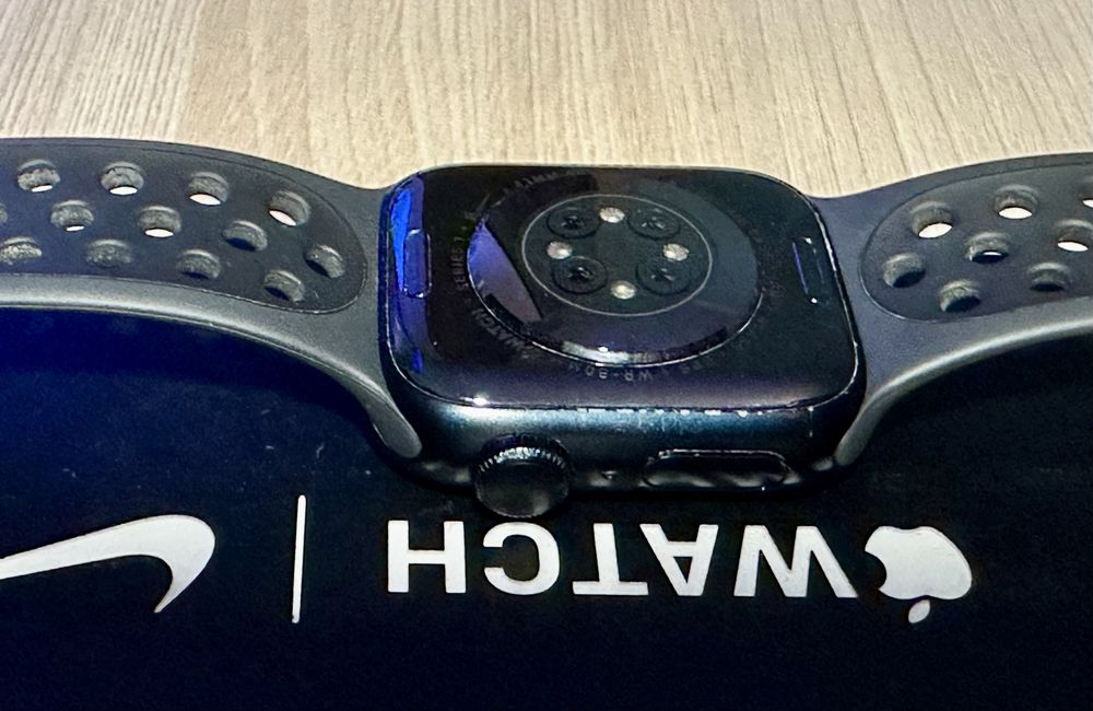 Apple Watch Nike Series 7 (41mm) сатылады