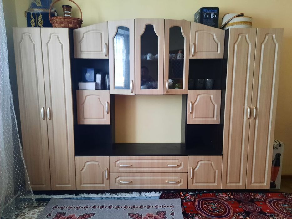 Срочно продам стенку