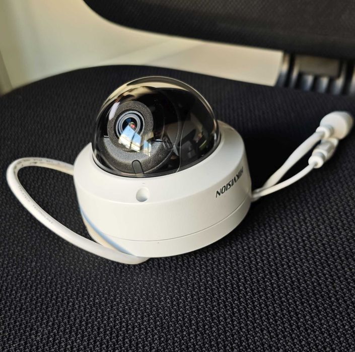 4MP IP куполна камера Hikvision DS-2CD2143G0-I