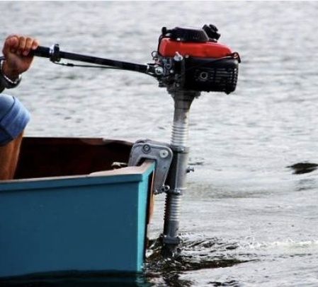 Лодочный мотор водомет Медуза МС-3,5 с четырехтактным двигателем