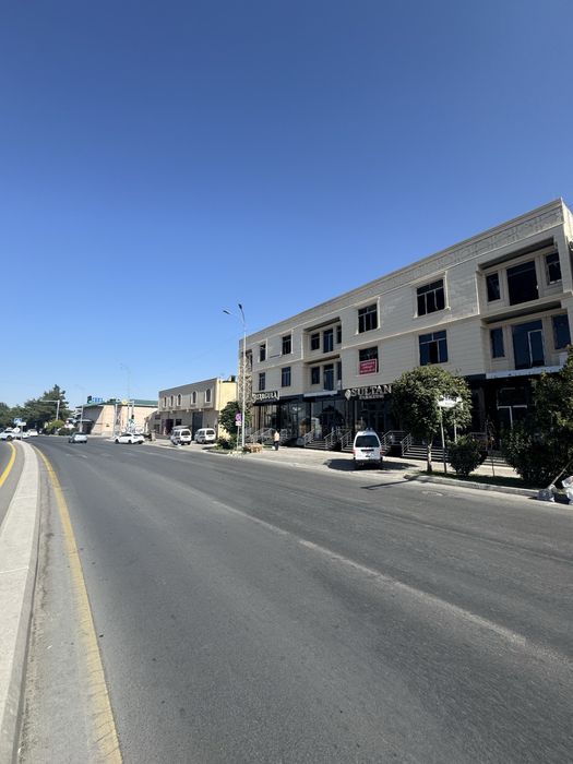 Namozgoxda 2 va 3 qavat bino ijaraga beriladi