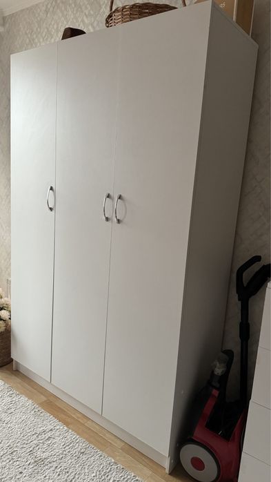 Продам шкаф в отличном качестве