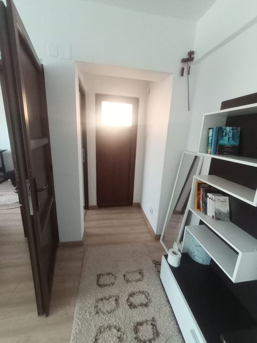 Apartament 2 camere de vânzare în București, central / deschis la schimb cu similar în Cluj