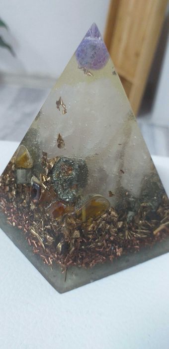 Продавам Оргонити