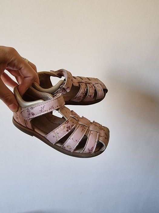 Sandale din piele ccc nr 24