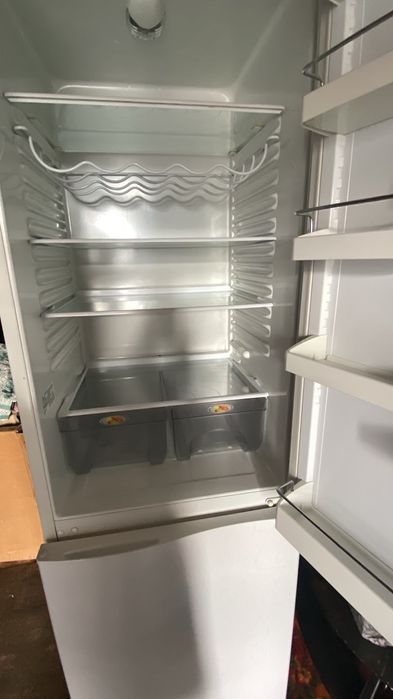 Продам холодильник атлант