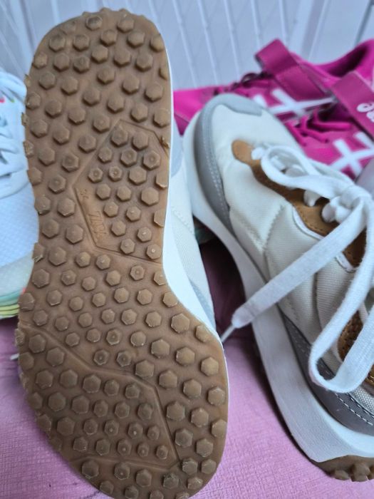 Продавам спортни обувки