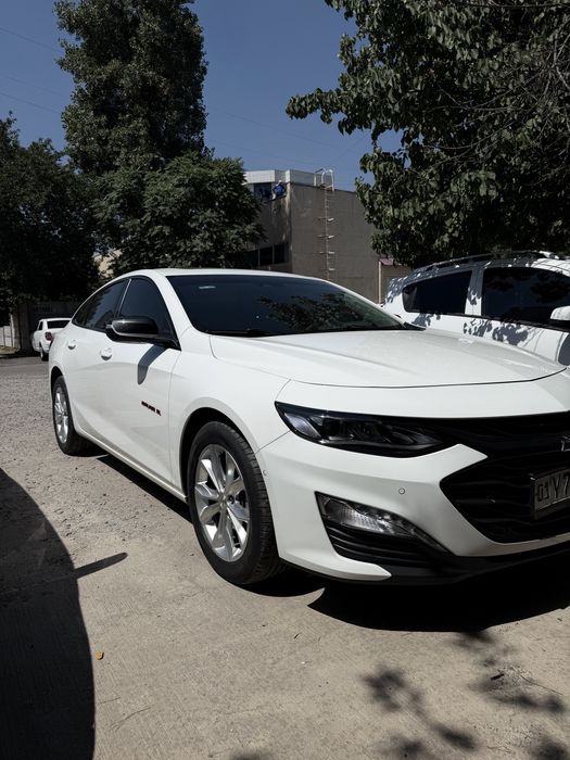 Chevrolet Malibu 2