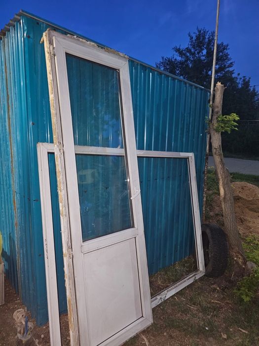 Продам оконнобалконный блок