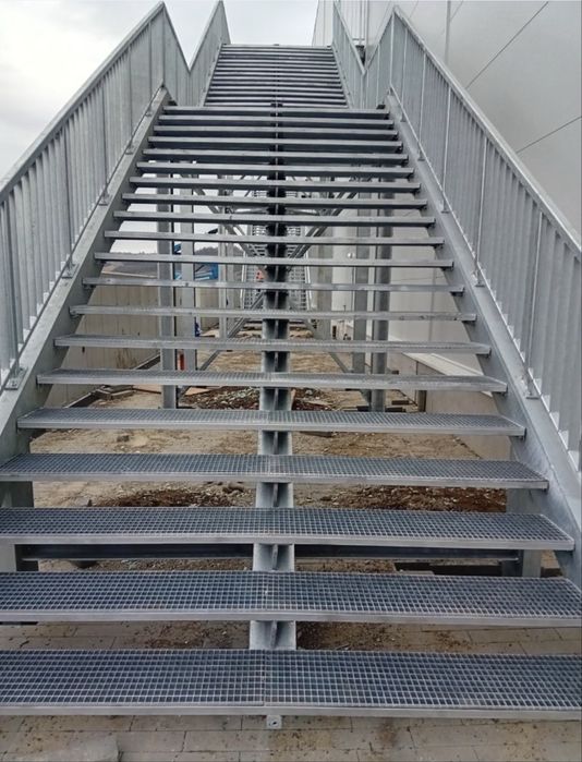 Scari metalice zincate