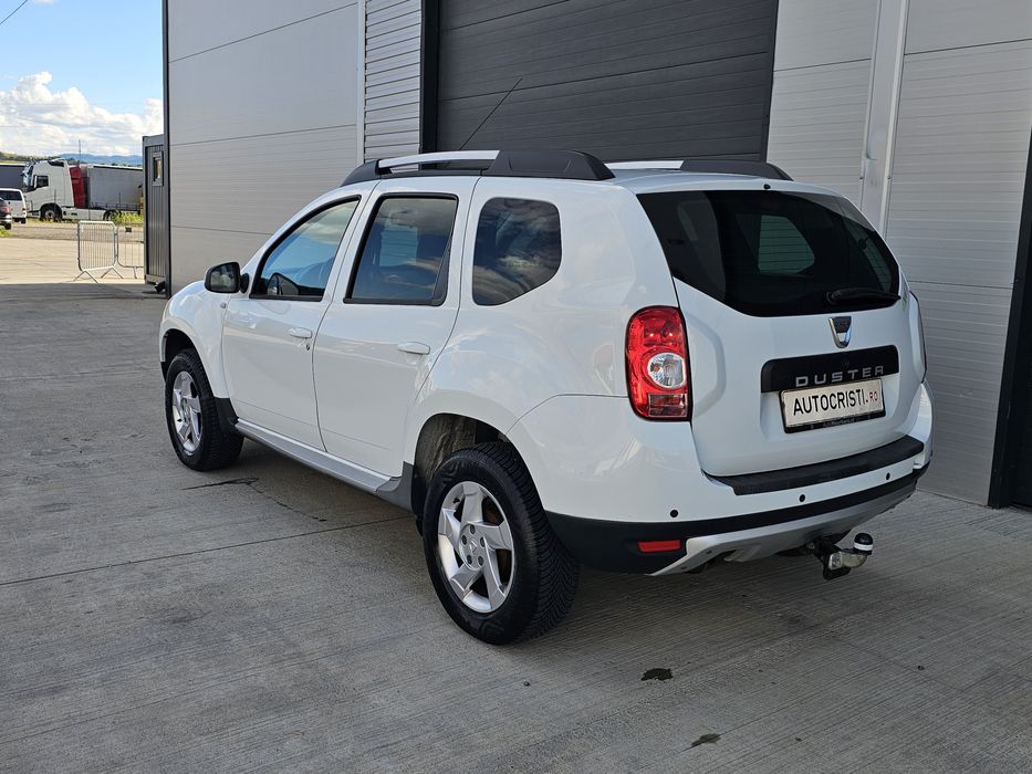 Dacia Duster Prestige 1.6 Benzina 105CP, 4x4 cu blocant AC, Piele  Senzori  Jante  Cârlig  Posibil Rate