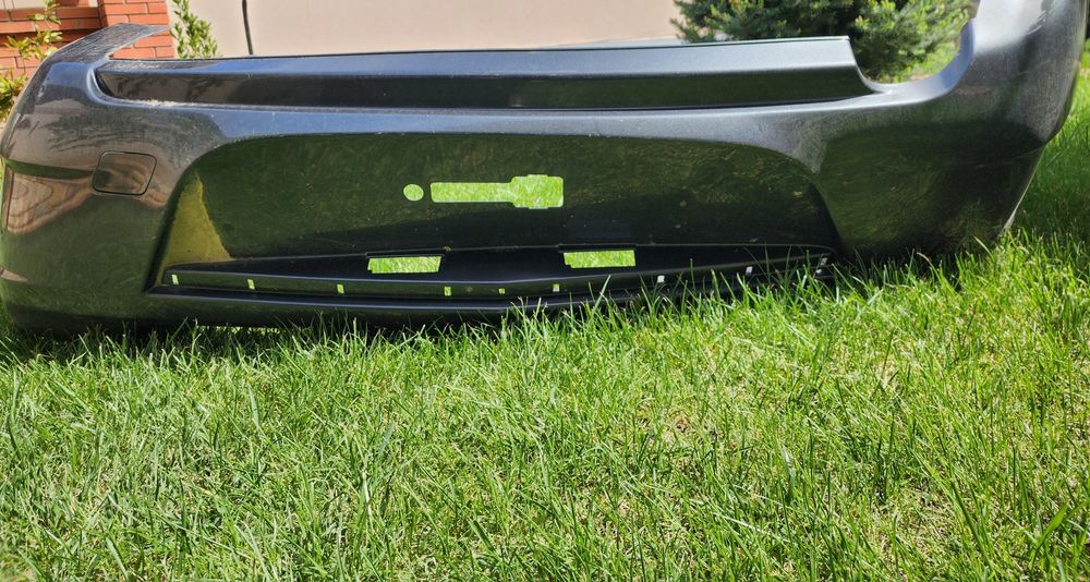 Черный бампер от кобальта