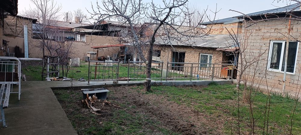 Продается дом под застройку 4км от поста Уч кахрамон