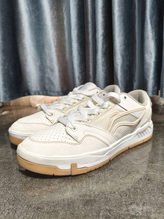 Оригинальные кроссовки Lining Common 80s