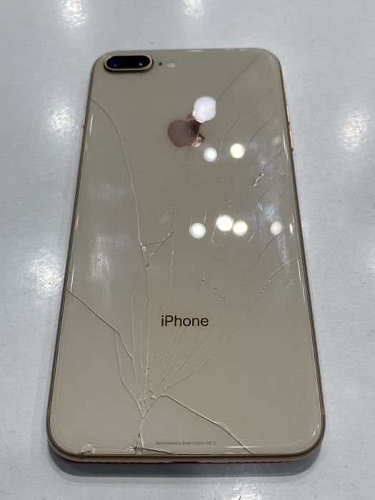 Iphone 8+ samarqand chelak gooo